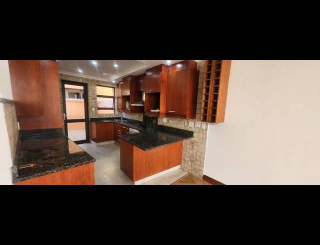 1 BEDROOM DUPLEX FOR SALE IN BEDFORD GARDENS